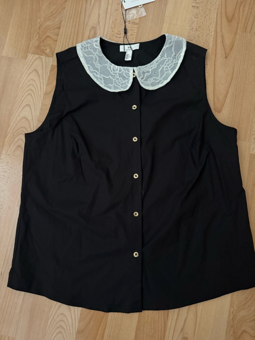 Halston Heritage Black Sleeveless Blouse with White Lace Collar